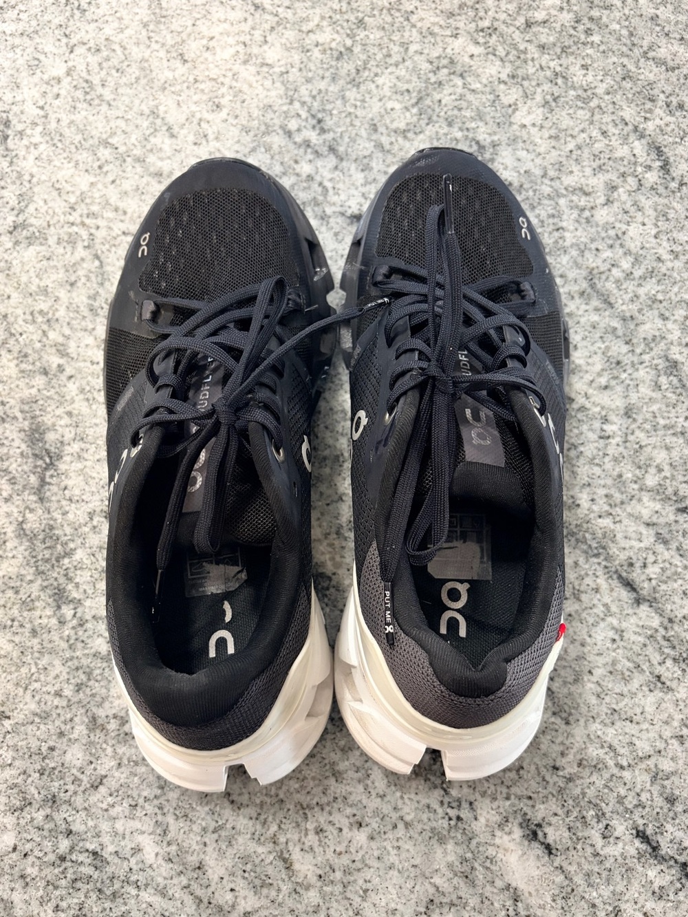 On Running Women’s Black and White Cloudflyer Shoes, Wide, Sz 7